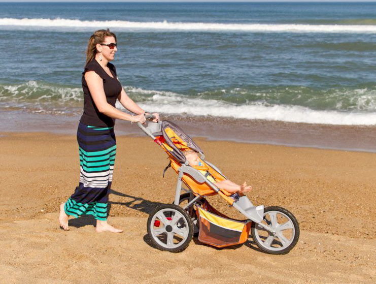 Moneysworth Rentals beach stroller