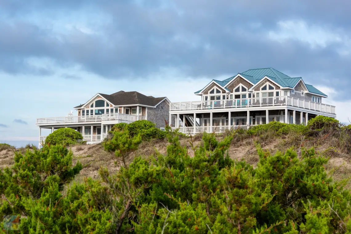 /images/uploads/static_content/31/waves_vacation_rentals_hero.jpg?t=h