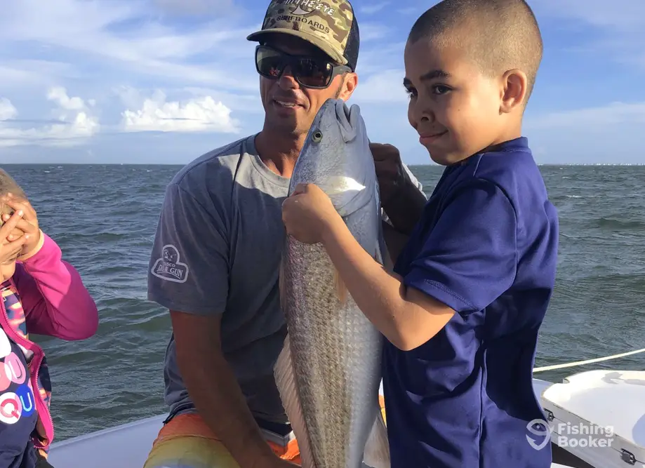 Island Saltwater Adventure charter image 4