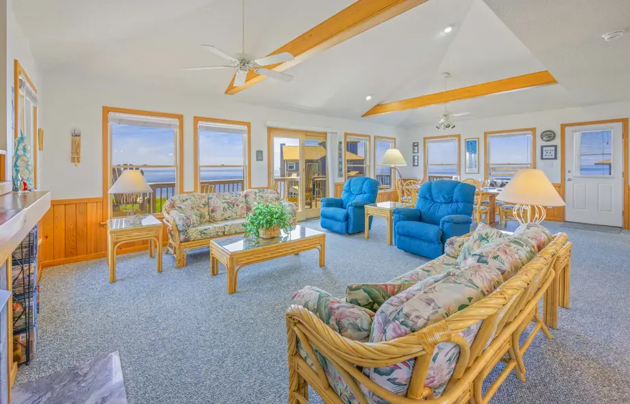 Hatteras Blast