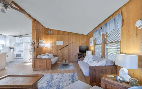 7595 - Kaspar Kottage