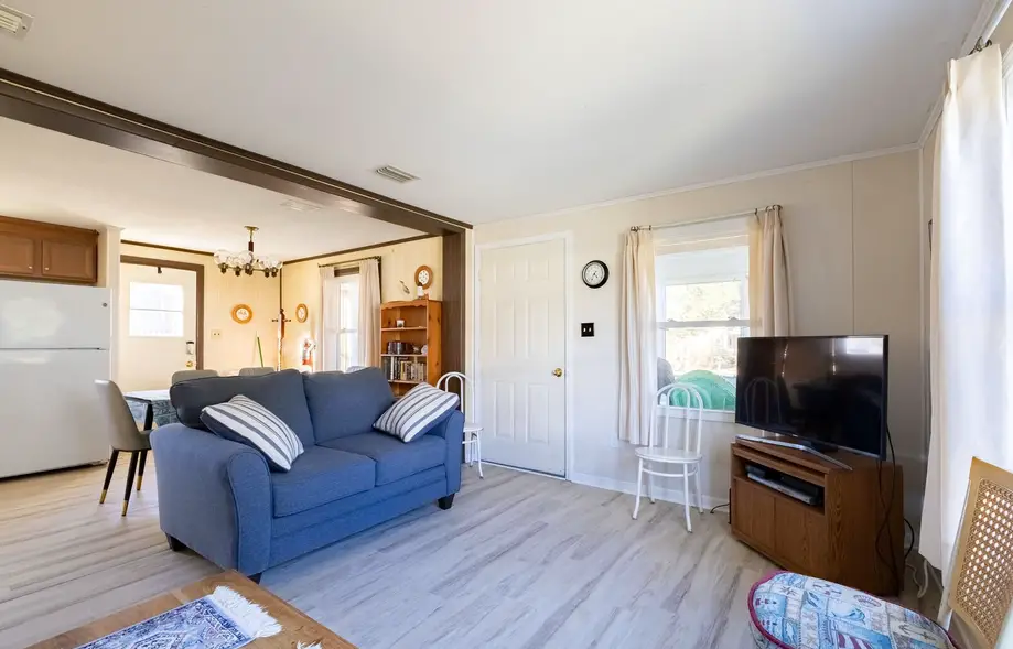 7810 - Beacham Cottage