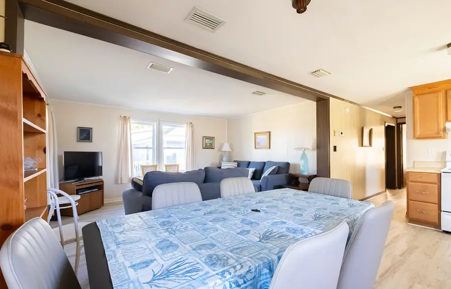 7810 - Beacham Cottage