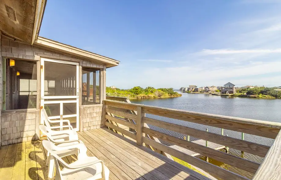 Doubletree Dockside A-130
