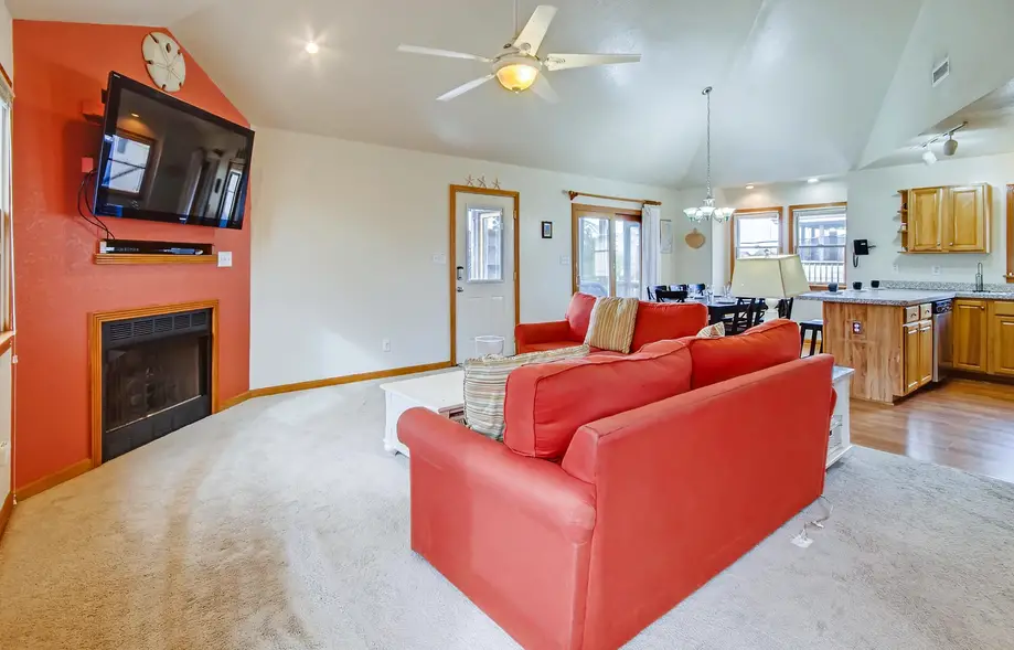 The Beach House in Waves