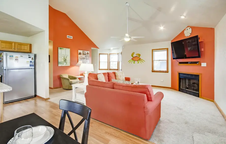 The Beach House in Waves