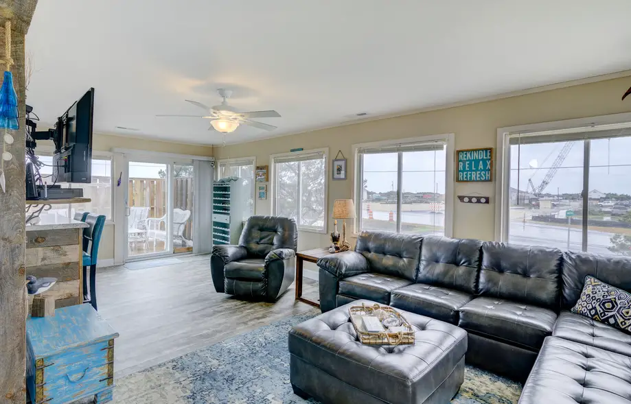 7022 - East Point El Dorado