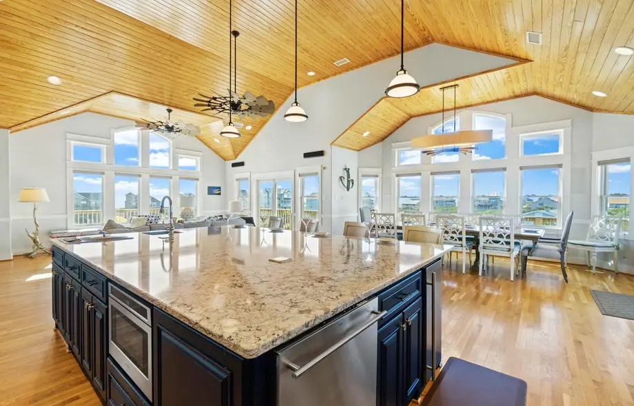Bonzer Beach House