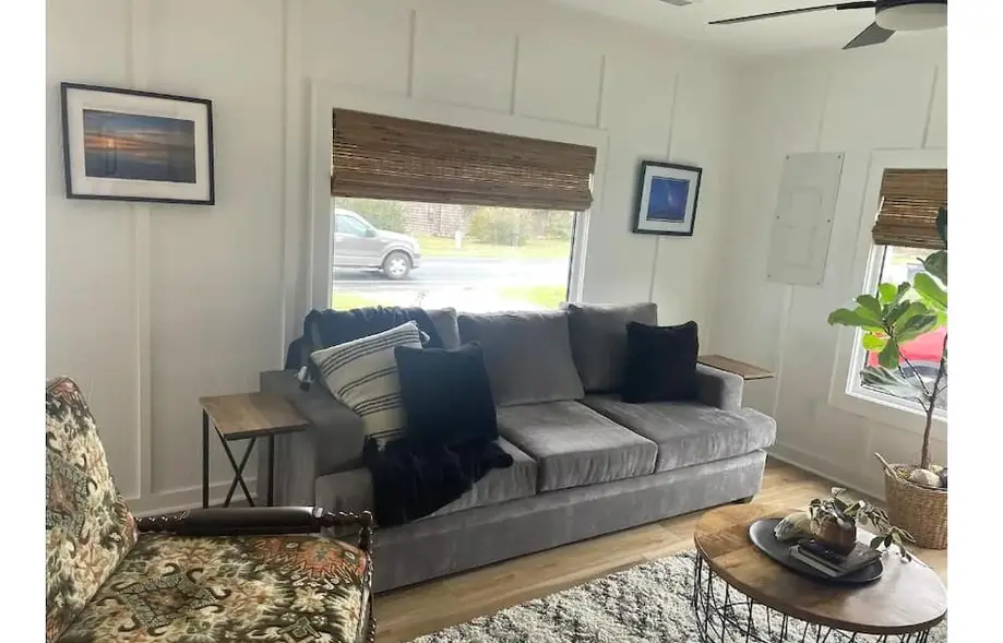 Relax, unwind in beautiful coastal cottage near exquisite Cape Hatteras Seashore