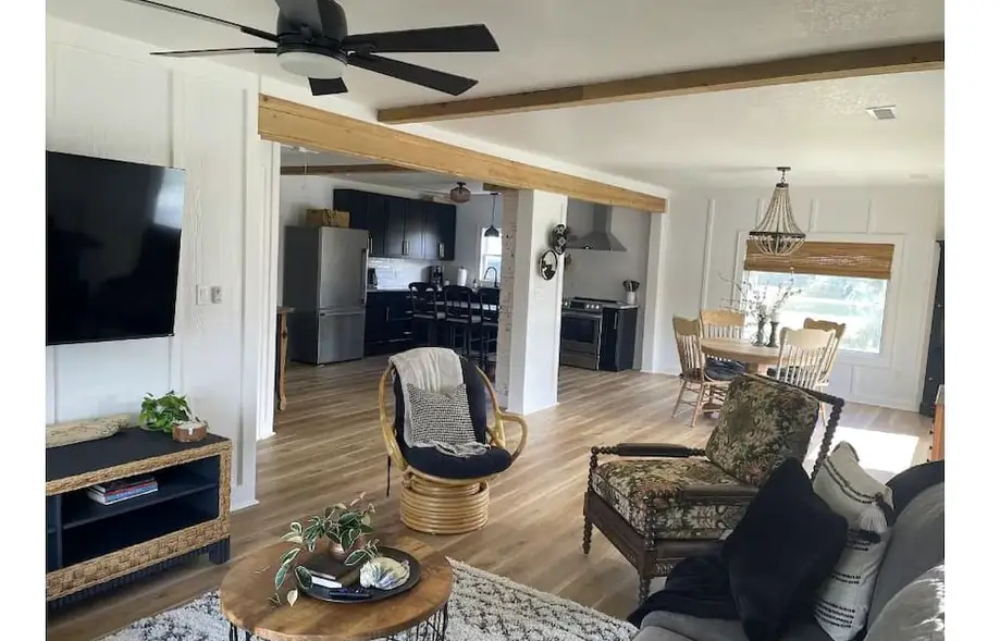 Relax, unwind in beautiful coastal cottage near exquisite Cape Hatteras Seashore