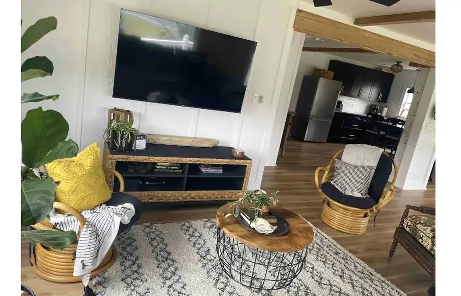 Relax, unwind in beautiful coastal cottage near exquisite Cape Hatteras Seashore