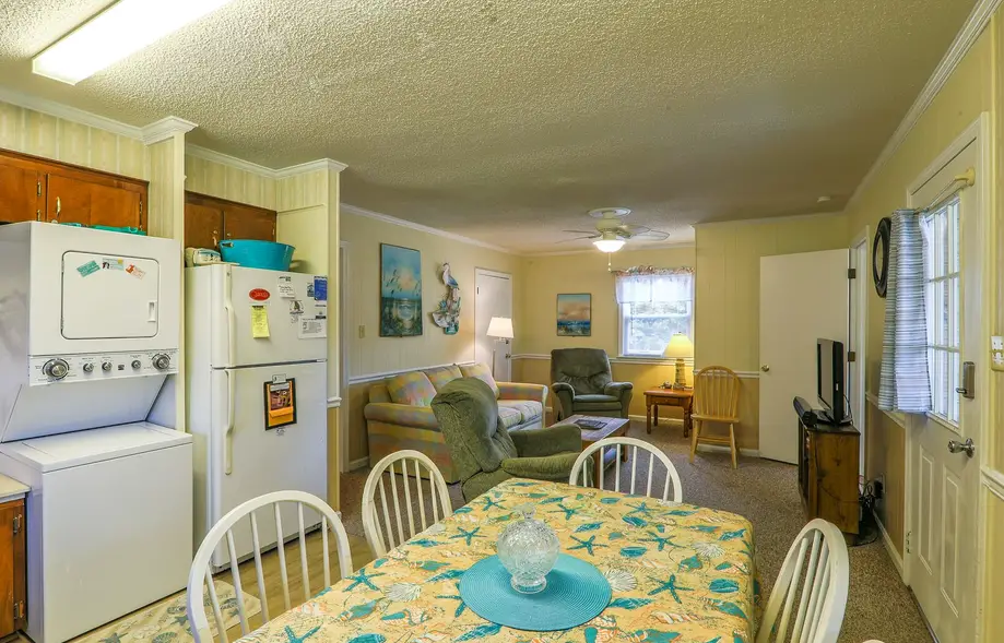 7604 - Uncle Pooh's Cottage