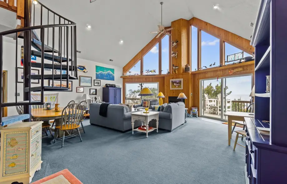 7828 - Swing Belly's Roost