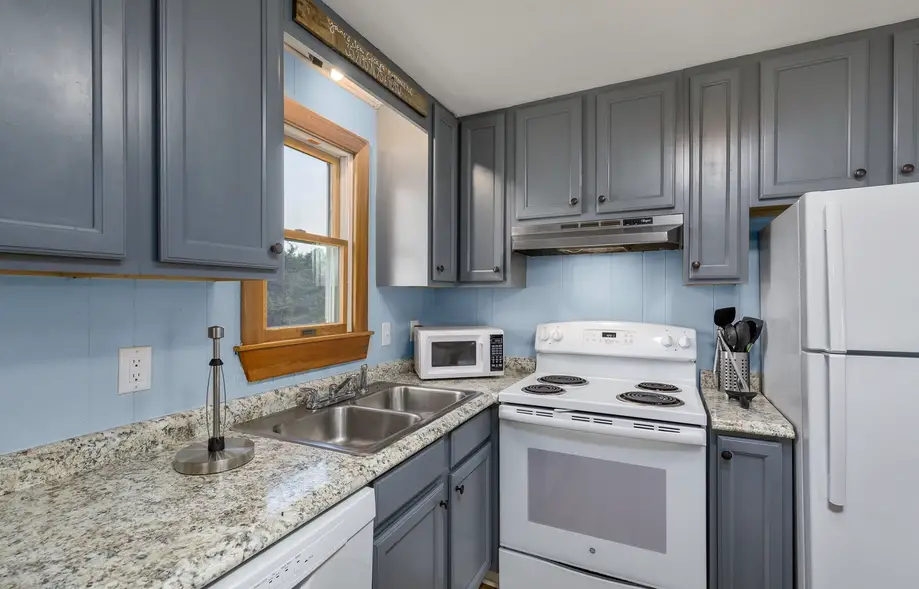 7940 - Yano's Sea Escape