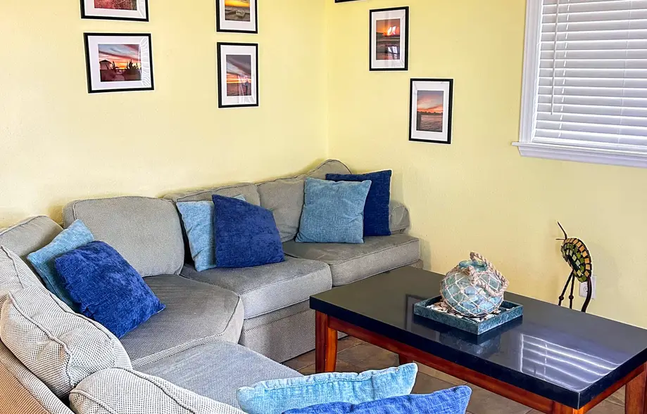 7039 - A Wave From It All