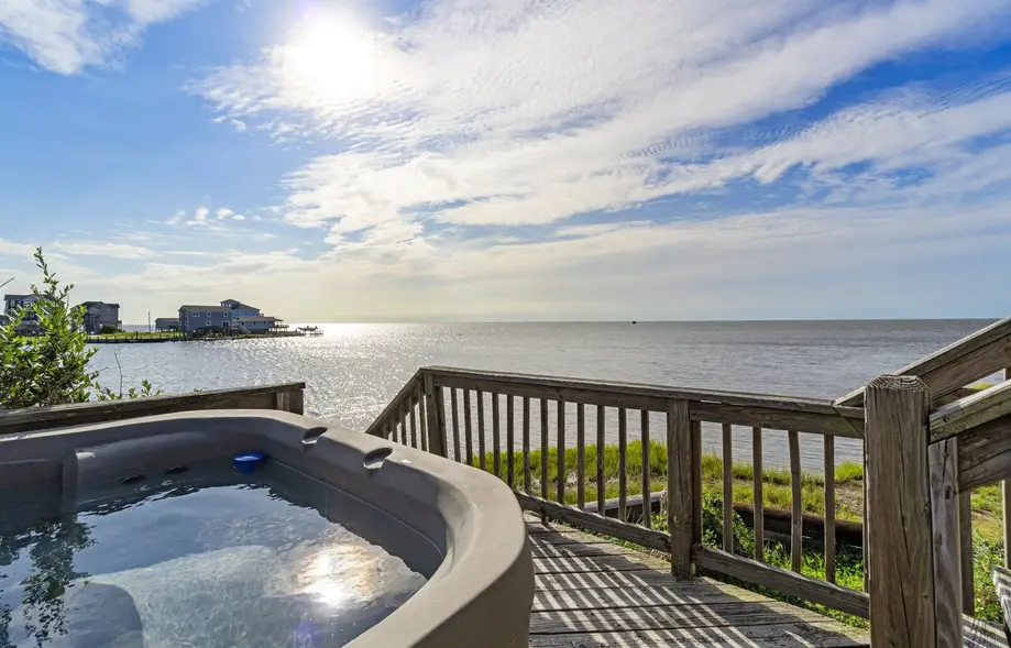 7825 - The Carolina Moon