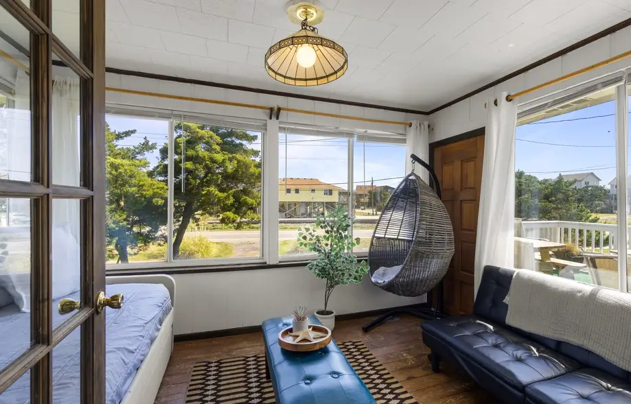 7648 - QuinnaKeeters' Beach Bungalow