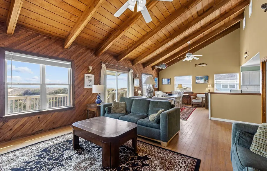 7621 - Hatteras Bound