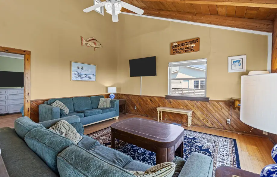 7621 - Hatteras Bound