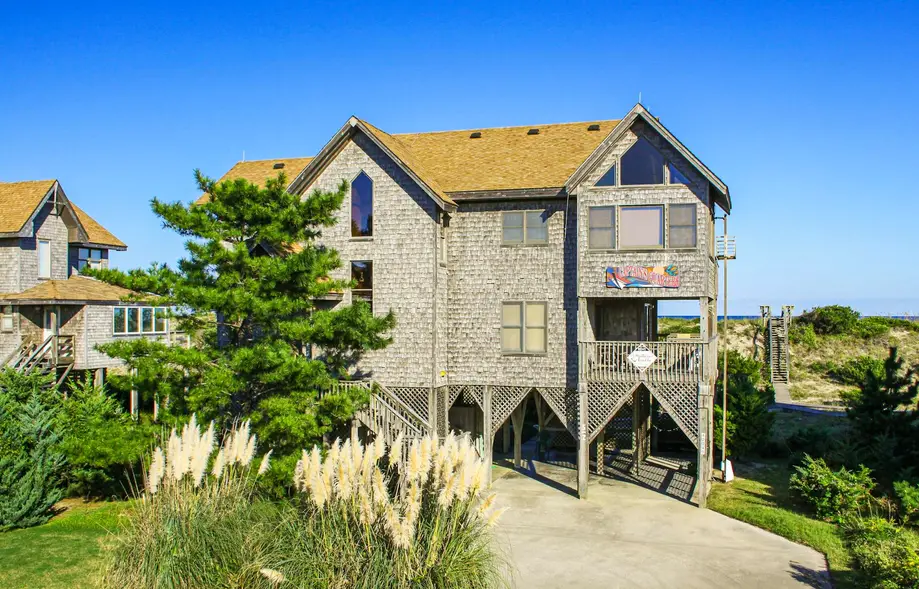 Captain's Quarters  #5-2