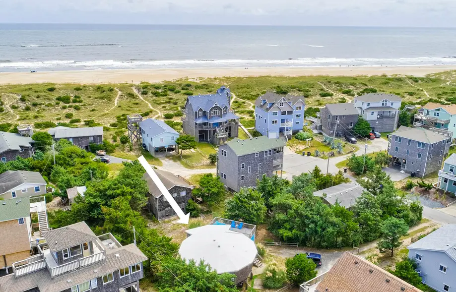 Beanie's Bungalow #3-HC