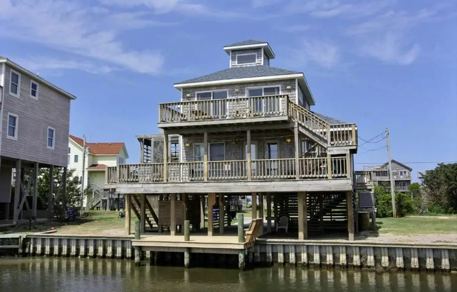 Windsurfer's Landing #143HC